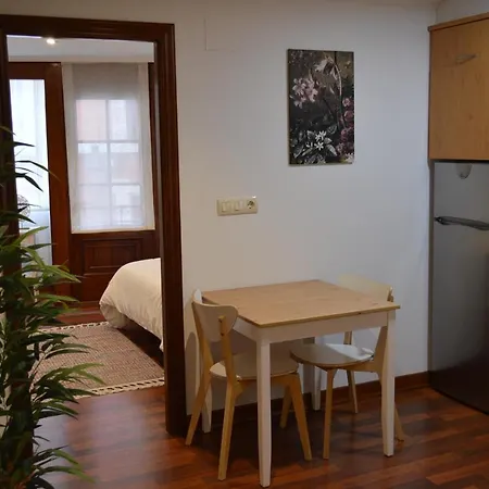 Apartamento En Ciudad Vieja De *