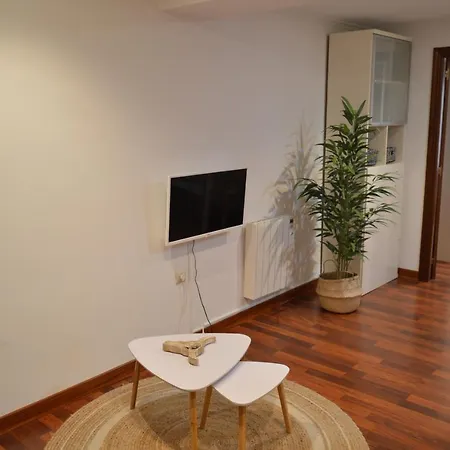 Apartamento En Ciudad Vieja De * A Coruna